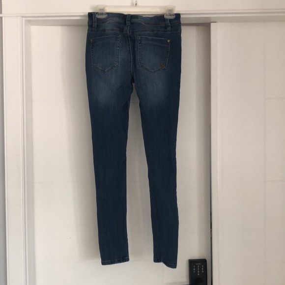 Jeans - Picture 2 of 2